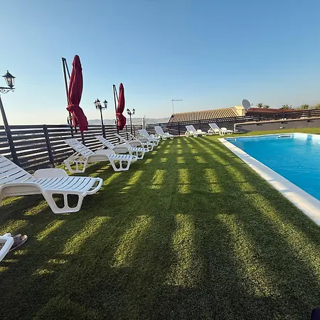 Nicolai Private Pool 20guests *